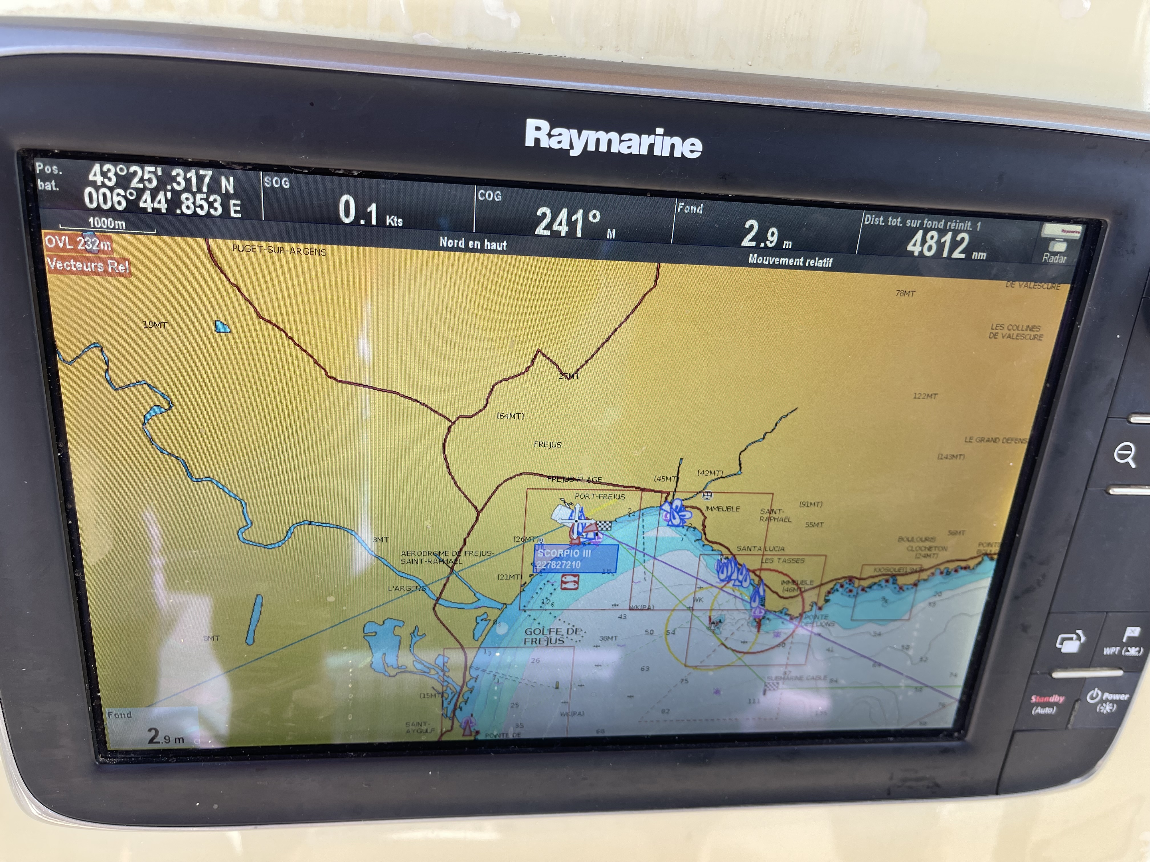 Équipement Raymarine 53 jeaneau