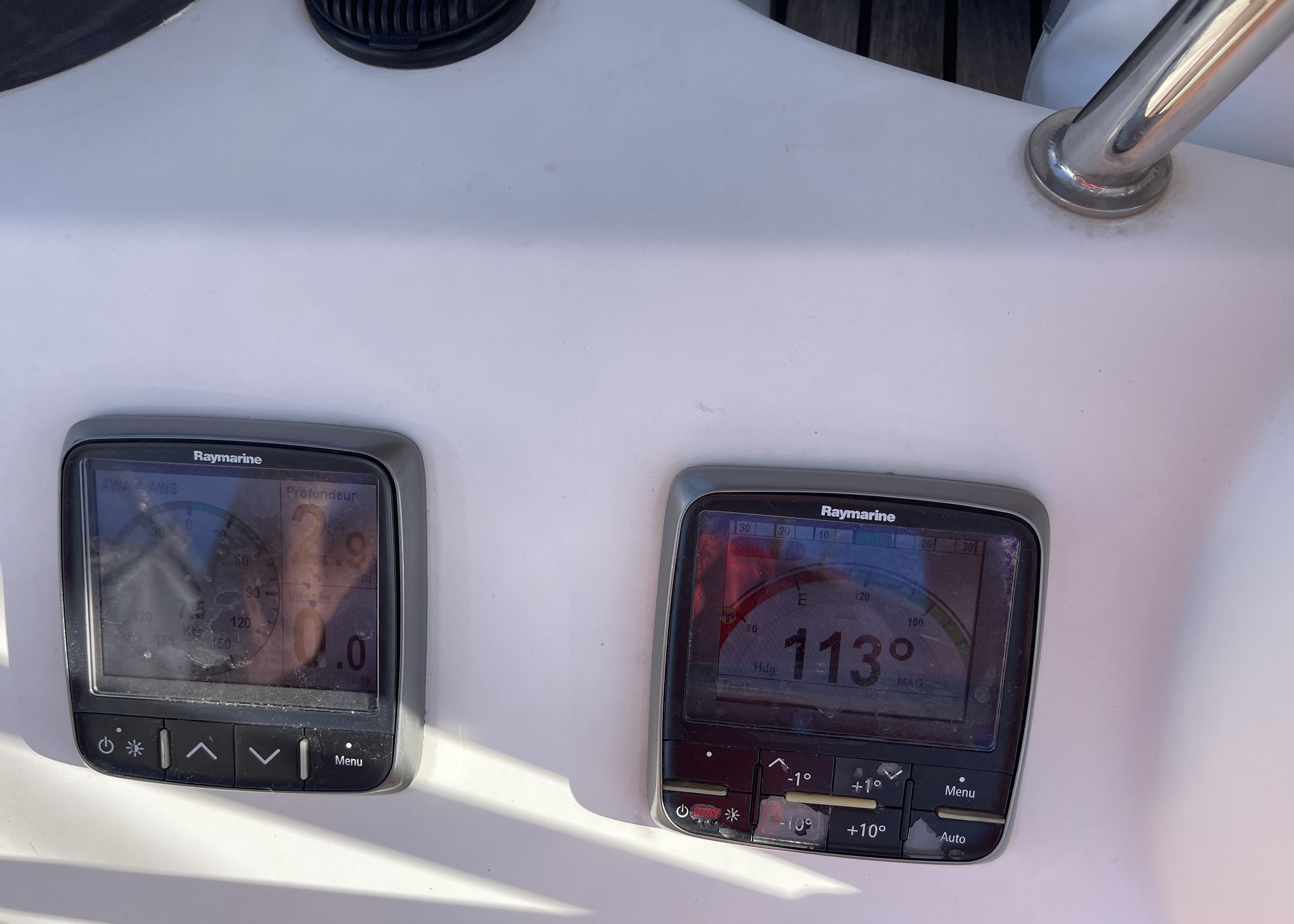 Équipement Raymarine 53 jeaneau